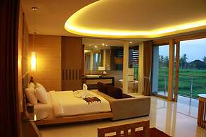 Greenfield Luxury Villas