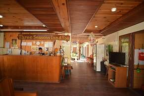 Three Seasons Inn & Spa