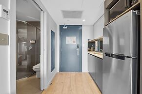 Studio 8 Residences - Adults Only