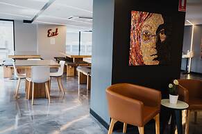 Studio 8 Residences - Adults Only