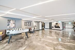 Studio 8 Residences - Adults Only