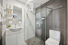 Studio 8 Residences - Adults Only