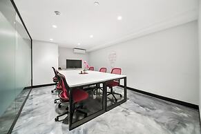 Studio 8 Residences - Adults Only