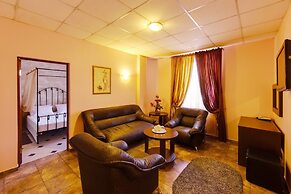 Hotel Marton Turgeneva