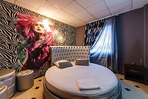 Hotel Marton Turgeneva