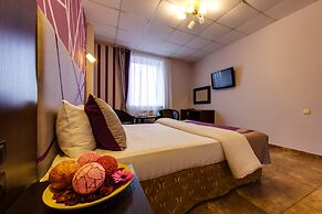 Hotel Marton Turgeneva