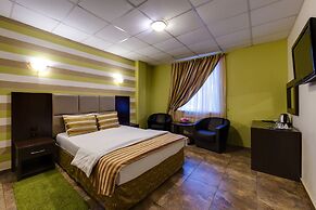 Hotel Marton Turgeneva