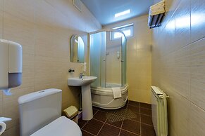 Hotel Marton Turgeneva