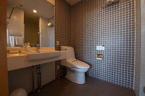 Holiday Niseko Shiki and Koyuki