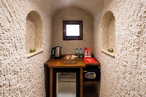 Tulip Cave Suites