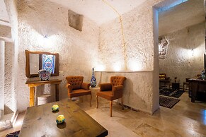 Tulip Cave Suites