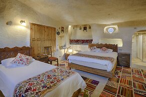Tulip Cave Suites