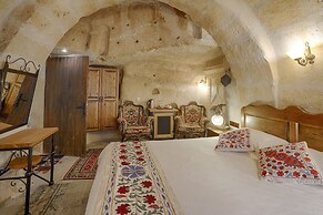 Tulip Cave Suites