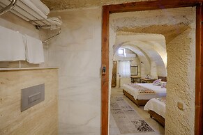 Tulip Cave Suites