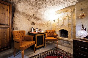 Tulip Cave Suites