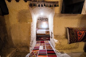 Tulip Cave Suites