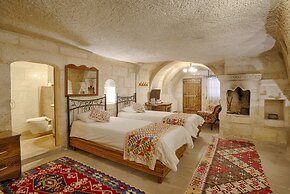Tulip Cave Suites
