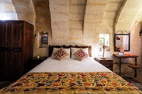 Tulip Cave Suites