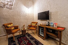 Tulip Cave Suites
