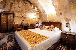 Tulip Cave Suites