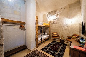 Tulip Cave Suites