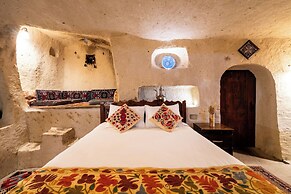 Tulip Cave Suites
