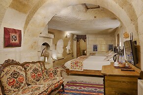 Tulip Cave Suites