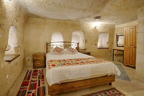 Tulip Cave Suites