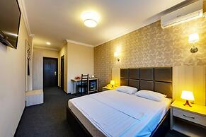 Hotel Marton Stachki