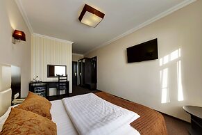 Hotel Marton Stachki