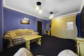 Hotel Marton Stachki