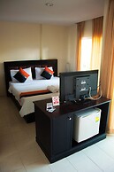 Pova Residence and Boutiques Resort