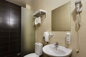 Hotel Marton Sholokhova