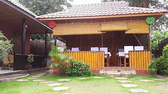 Palace Nyaung Shwe Guest House