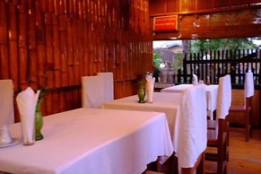 Palace Nyaung Shwe Guest House