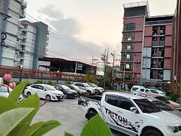 Ananya Residence Service Apartment