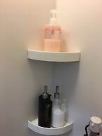 Yadocafe Chelsea's Rainbow B&B