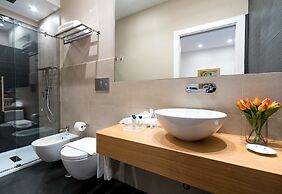 900 Piazza del Popolo