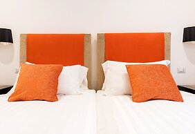 900 Piazza del Popolo