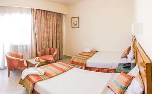 Hapi Hotel