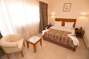 Hapi Hotel