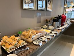 Hotel Piratininga Fernando Correa