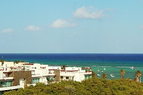 Menesse On the Beach Apartment 4
