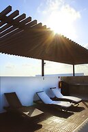 Menesse On the Beach Apartment 4