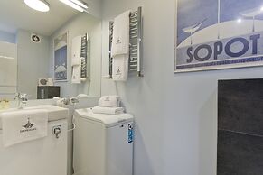 Imperial Apartments - Valor