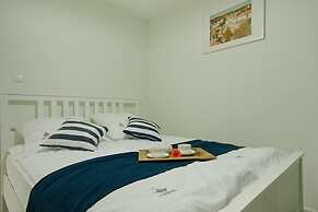 Imperial Apartments - Valor