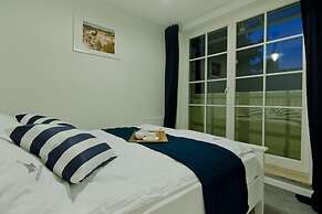 Imperial Apartments - Valor