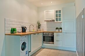 Imperial Apartments - Valor