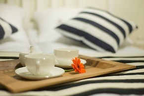 Imperial Apartments - Valor