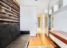 Imperial Apartments - Aquarius